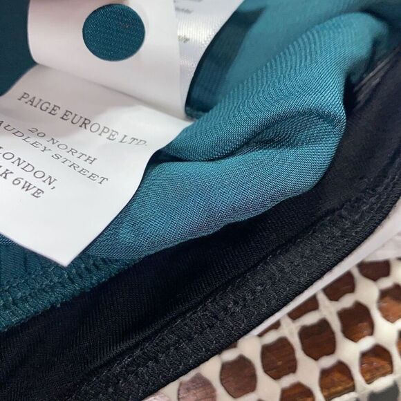 Paige Sevilla  Drapey Sleeve Crossover V-Neck Long Sleeve Bodysuit‎ Green XS - Picture 15 of 16